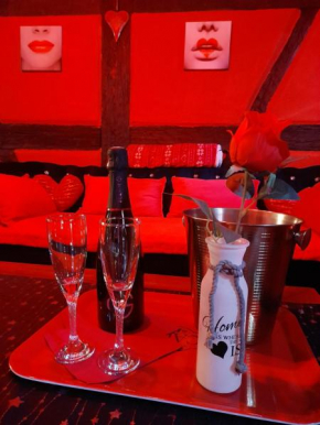 LOVE ROOM Le rouge et noir